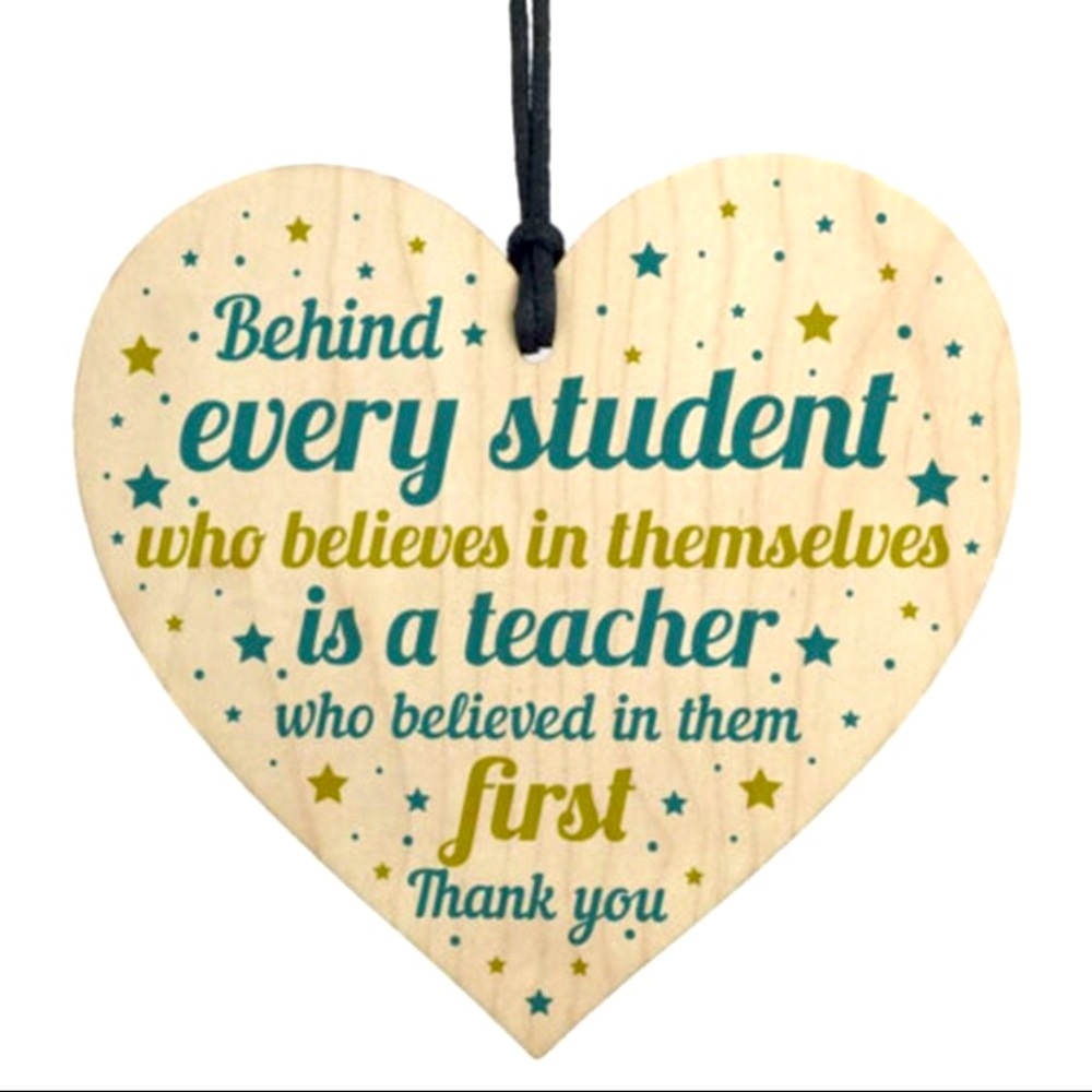☀️ New! Wooden heart teacher ornament/ gift